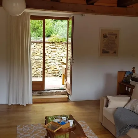 At Stephanie And Jerome's Authentic Quiet Place Between Bergerac And Sarlat